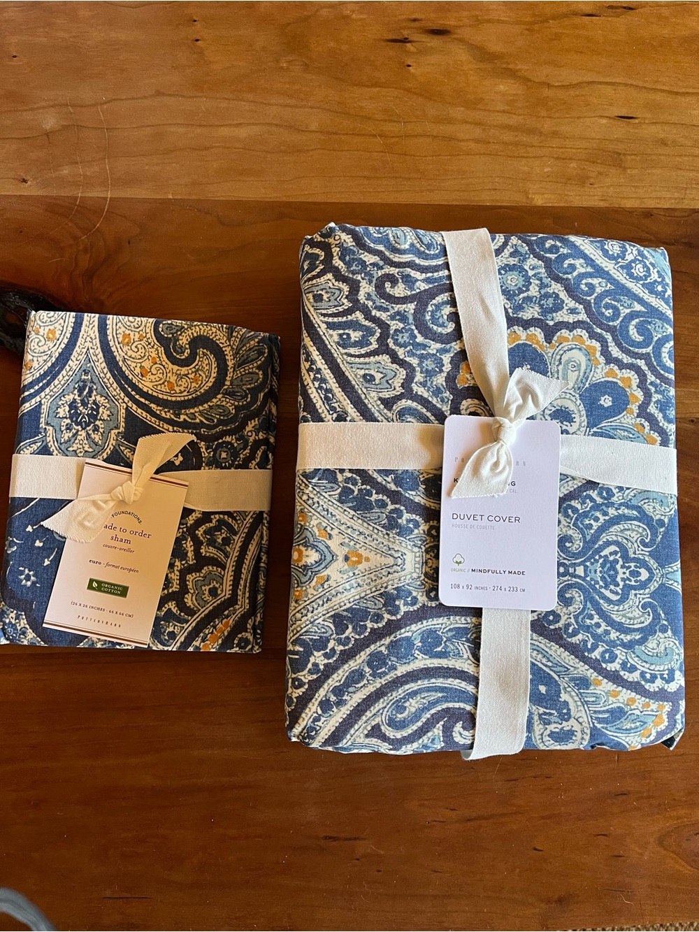 Pottery Barn “Beale” Blue Paisley King/Cal King Duvet Cover + 1 Euro Sham NWT